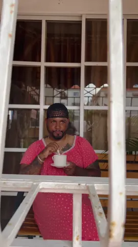 A LAS MADRES NO SE LES VA NI UNA @carlosltv #madres #madreslatinas #madreehija #madreehijo #tipico #humor #latinos #papotico #youngswagon 