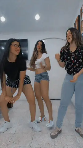 Las amo muchito mis bebitas 💓 @eeeeica @Solange 