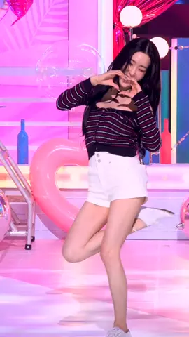 #girlsgeneration #snsd #tiffany #tiffanyyoung #forever1 #fancam #kpopfyp #seolrinas #소녀시대 #티파니 #티파니영 #포에버원 #직캠 #추천