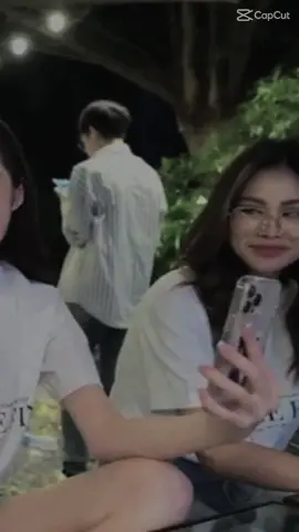 Thực sự k thể nào quên dc ánh mắt ngày đó P'Fa dành cho embe 🫶🏻❤️ #englot #engfawaraha #charlotteaustin #mgt #viral #xuhuong #xuhuongtiktok 