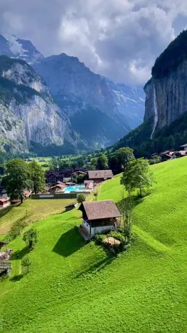 Stunning Cable Car View in Lauterbrunnen #lauterbrunnen #switzerland #swiss #dreamplace #cablecar