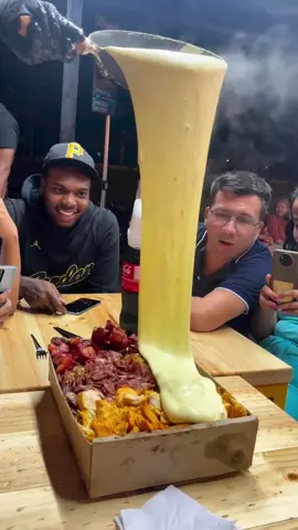 Soy ese parcero 👑 que te va a apoyar en TODO!! 😎 Menos en la DIETA!! 🤣🤣 Todos tenemos un parcer@ igual!! 😅 Etiquétalo ⬇️ Hoy le toca gastar la Salchipapa 🤤🤤 #foodporn #salchipapa #comidarapida #cali #salchipapas #restaurantescali 