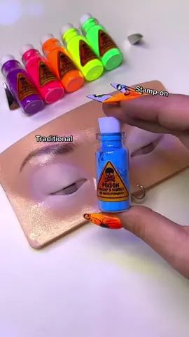 Which do you prefer ?? Traditional with a brush or stamping on the pigment with a mini sponge? #makeupamurder #neonshadow #pigment #neon #makeup #howto 