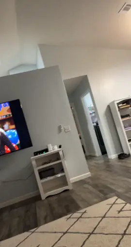 This is what TikTok’s do to people. My husband crying laughing. 😂🤣 #laugh #laughing #laughingchallenge #FYP