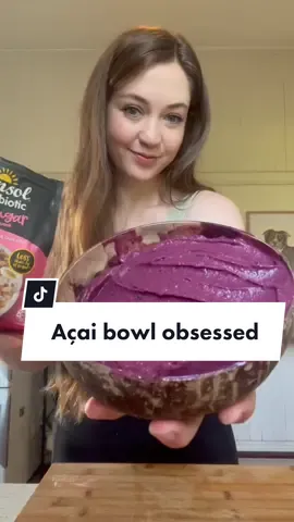 At this point, I’m surprised I’m not turning violet (violet!) 💜 #acaibowl #açai #açaibowl #letsmakebreakfast #obsessed #proteinpowder #wlj #pilates #hyperfixationmeal #shesturningviolet #acaiobsessed #vitamix #wholefoods #vitamixblender 