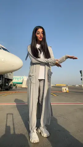 صدق اني في وادي لحااالي🤣🤣 دوبي اسافر لما خلصت الاجازة✈️#مودل_بيلسان #fyp  فين تتوقعوا رايحة ؟؟؟