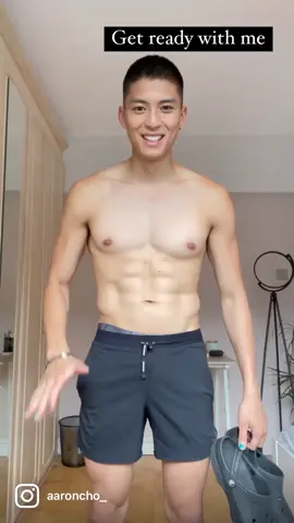 How to style Crocs! 🐊🐊🐊 #mensfashion #mensstyle #grwm #getreadywithme #style #fashion 