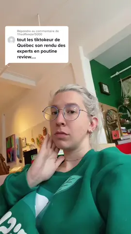 Réponse à @Theoffender5000 Les vrais savent que Youtube did it first 🤫#magiefondvert #poutine #quebec 