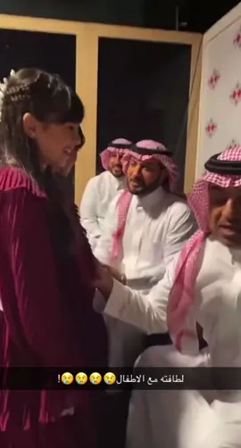 شدعوه م غرت ابد ابد 😢#راشد_الماجد #راشديات💙 #الهشتاقات_للرخوم🧢 #fyp #standwithkashmir 