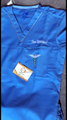 simplicity is the ultimate sophistication! 💎for those seeking for something subtle 💙product description:✂️ simple design_slim fit✂️ Hidden_zipper chest pocket ✂️ Double_zipper combat pockets: both sides✂️ Rubber waist with adjustable lace#medicstudent #nurse #doctor #medico #medicine #medical #scrubs
