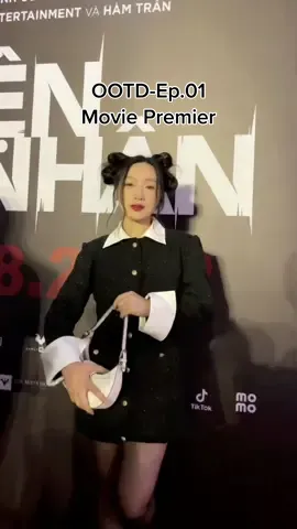 Vâng! Vi đã bắt tay vào quay video outfit tập đầu tiên !  Hihi #OOTD #vixu #vixuactress #movie #premiere #event #lookfashionista #vodiensatnhan #cinema #night #moment 