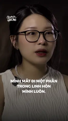 Sự rời đi của một người thân yêu đau đớn hệt như chúng ta mất đi một phần của linh hồn. Mình hỏi nhỏ nhé: Nếu biết đó là lần cuối gặp gỡ, bạn sẽ nói lời cảm ơn hay lời xin lỗi sau cùng? #insidethebox #chuyencuahanoi #beatoflife #giadinh #anhtrai #anhtraiemgai #matmat #nguoithan #matnguoithan😞 #fyp #fypシ