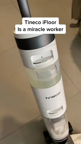 #tineco #tinecoifloor3 #mop #mopyourfloors #cleanfloors #cleanfluencers #vacuummop #miracleworker #cleanhome #cleanhomehappyhome #tinecoglobal #tinecoifloor3breeze #nomoredirtyfloor @tinecoglobal