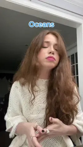 “Oceans,” by @hillsongunited #singing #cover #gospel #christian #blessed #oceans #hillsongunited #marajustine 