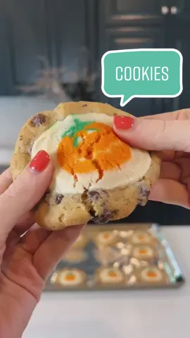 Why choose between sugar cookies and chocolate chip cookies, when you can have both? 🎃 #halloweencookies #pumpkincookies #halloweeninspo
