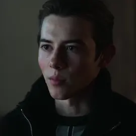 Gabe with this song>>> #lockeandkey #griffingluck #griffingluckedit #lockeandkeynetflix #gabe #lockeandkeygabe #lockeandkeyedit #dodge #fyp #foryou #fypシ #netflix 