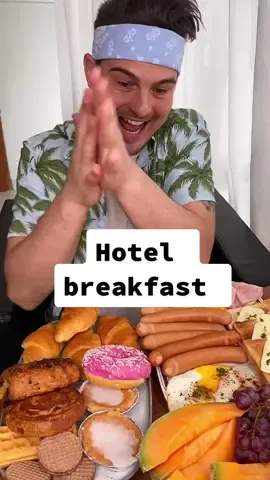 Eating everything, and taking little snack for later😎🌴❤️ #vacationmodeactivated#hotelfood#mnam#chefkoudy#foodfun#funfood#breakfastlover#hotelbreakfast#hotelbreakfasthack