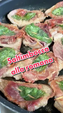 Prepararli è molto semplice ma il risultato sarà un successo garantito😋 #saltimbocca #ricetteveloci #ricettefacili #piovonoricette 