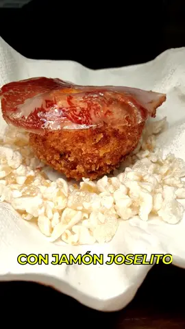 La mejor croqueta del mundo, la necesitas probar. Ya lo tenéis en Youtube 🔥. #trending #trend #viral #tiktok #fly #foodreview #parati #croquetas #comida #recetas #Receta #food #Foodie #foodtiktok #FoodLover #FoodTok #foodies #jamoniberico #jamon #jamonlovers