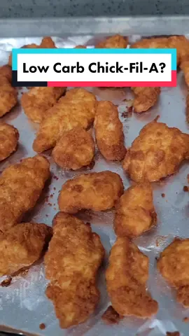 Low carb chicken tendies with chickfila dupe sauce 😍 #lowcarb #lowcarbdiet #asmr #asmrsounds #asmrfood #keto #ketodiet #ketomeals #lowcarbmeals #diet #weightloss #chickfilahacks #sugarfree