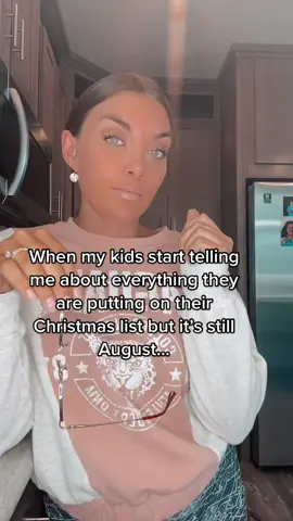 It’s time kiddos #AEJeansSoundOn 