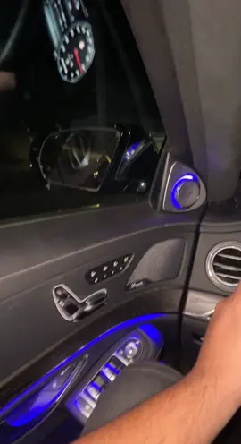 Kush? #foryou #fy #foryoupage #fyp #mercedesbenz #s63 #amg #nightout #nightdrive #god #trustgod #thefirstone #lion #myway #nolimit #albanian #🇦🇱 #shqipe #shqiptar