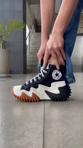 Converse originales variedad de modelos disponibles  #converseallstar #moda #OOTD #tendencia #mujer #zapatos 