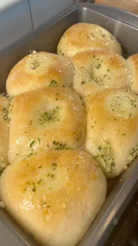 Replying to @dre_thestoryteller hot & fresh! #bread #dinnerrolls #britscookin #FoodTok 