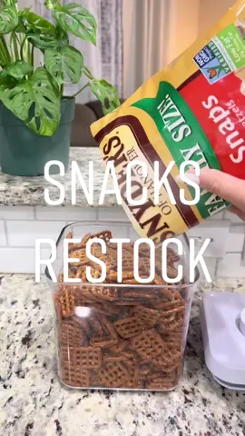 Restocking some snacks🥨 #organize#asmr#asmrsounds#restock#snackrestock#pantryrestock#satisfying