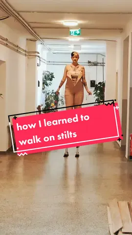 the key is: practise, practise and practise. #ladydimitrescucosplay #stilts #walkingonstilts #residentevilvillage #residentevil8 #residentevilcosplay