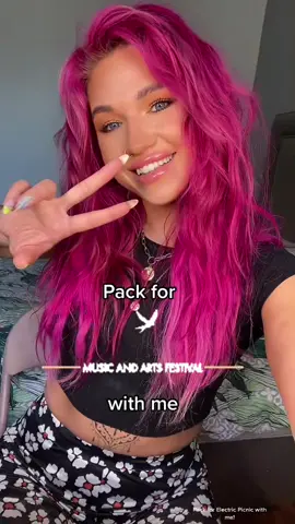 Festival essentials! ⛺️🦄✨ #packingforafestival #festivalpacking #packwithme #festivalessentials #festival #electricpicnic2022 