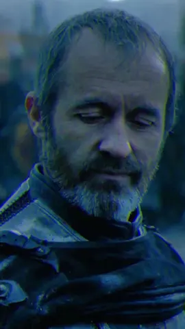 تالله ان ستانيس باراثيون بكفه وجميع ملوك ويستروس المزيفين بكفه أخرى، ستانيس هو الملك العادل الذي بالى بحال ويستروس. ㅤㅤ#StannisBaratheon #Stannis #Gameofthrones #fyp #houseofthedragon #Baratheon #Stark #ستانيس_باراثيون #قيم_اوف_ثرونز #الثرونز