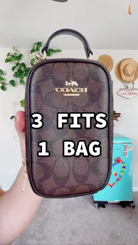 Showing y’all what I would wear with the Eva Phone Crossbody from @coach! Link is in the bio #coachoutlet #coachoutletemployee #3fits1bag 