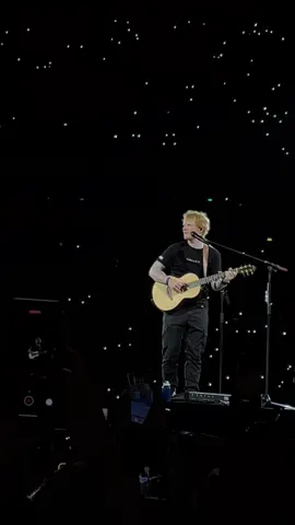 Ed Sheeran - Perfect / Warszawa 25.08.2022 #edsheeran #edsheeranlive #mathematicstour #mathematicstour2022 #mathematicstourwarsaw #edsheeranperfect #perfect #dc #koncert #narodowy 