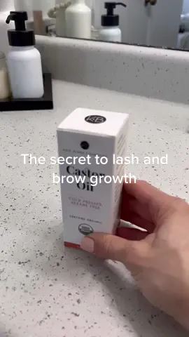 Decided to make my own lash and brow growth serum because I am tired of wasting my money in things that dont work #lashgrowthjourney #growthbrows #castoroils #rosemaryoilforgrowth #worldprincessweek 
