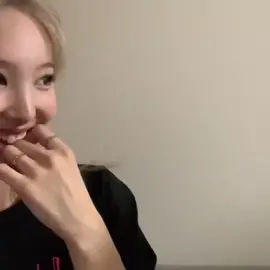 Membalas @wilzysc ini mentahan nya yaa #nayeon #mentahan #xyzbca #fyp #fypp #nayeontwice #nayeonfancam