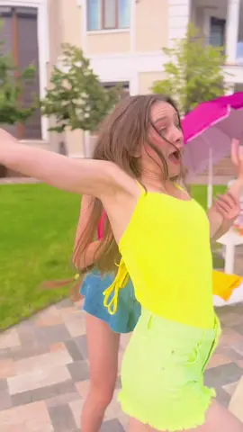 А вы умеете плавать? 💦 #тимтин #crazycasa #foryou #fyp #foryoupage #реки #рек #recommendation #swimmingpool