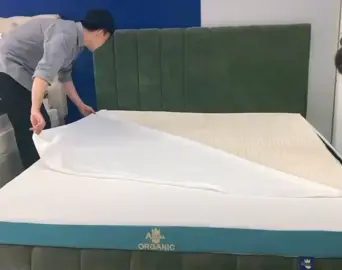 nệm cao su thiên nhiên Aroma Organic với thiết kế 2 mặt lỗ tròn nhỏ tăng lượng cao su gấp Đôi #nemgiakhoomon #nemcaosu #nemgiakho