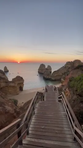 Lagos, 6am 🇵🇹 #portugal #lagos #fyp #thisisheaven #whatisthisplace #sunrise 