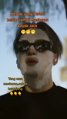 Tumben kulihat seumur hidup ada orang pake masker keluar ke jalan umum 😇😇🤣🤣🤣#jacksonwang #got7_isourname #igot7_isourname #got7forever 