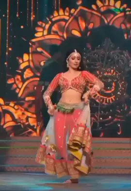 pouski elle danse bien😃😍