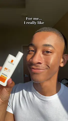 I love sunscreen so much! I definitely believe it’s the most important step in your routine! It has helped with my hyperpigmentation and protected my skin so well ☀️ #skincare #itscorn #sunscreen #spf #wearyoursunscreen #reapplysunscreen #wearsunscreen #hyperpigmentation 
