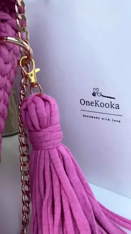 Hot pink is officially hotter than ever. The mood-boosting color of the moment is popping up everywhere. 💖  ____________________________  🛍 www.OneKooka.com 🛍 ___________________________ • • • #hotpink #pink #etsy #bag #pinkbagpack 