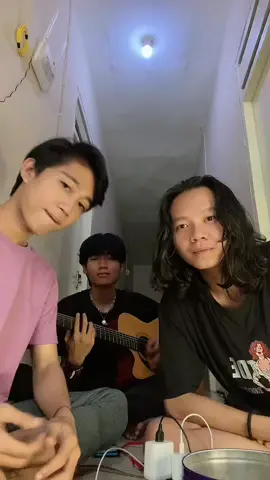 kopi dangdut @suryabukans̶̶a̶̶m̶̶p̶̶urna @Lisef Alfio  