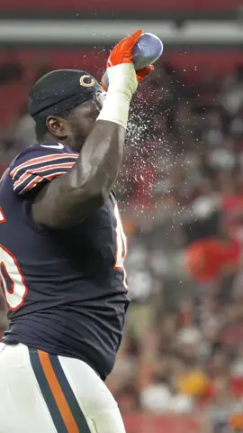 This is a thirst trap #chicagobears #sportstiktok #nfl #thirsttrap 