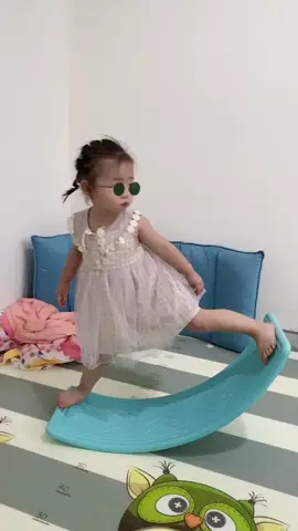 đúng là đến đời cũng phải nể 🤣🤣 #khongdeduoccongaidoikhongne #funny #baby #kids #cute #meme #viral #fyp #foryou