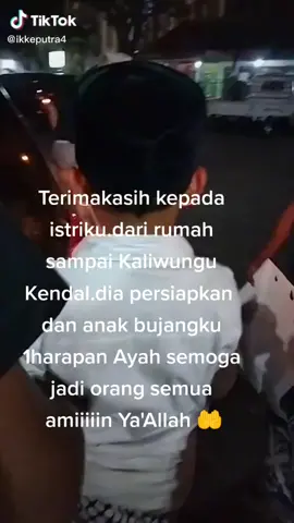 terimakasih istriku kau sudah mendampingi ku 15thn lamanya dan anak