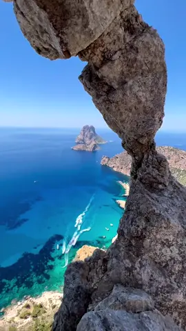 😎 ALL YOU NEED IS...IBIZA!📹 IG:lucidanciu 💙 #ibiza #morethanibiza #Ibiza2022 #IbizaVibes #EsVedra #EsvedraIbiza #whataview #ibz #mystical #StunningView ##Hiking#HiddenIbiza
