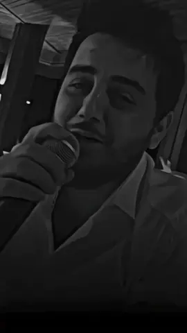 بێ قەرار و بێ ئارام .. سەیری وێنەکان دەکەم🖤#hamacriss #shabazzamani #shabaz_zamani #shabaz #شاباز_زةماني #fyp #viral #actives? #sulaymaniyah #erbil