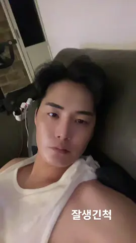 영상만 올리다보면 내가 진짜라는걸 알아주겠지? 😵‍💫외국인 사칭들 다 죽이고싶다